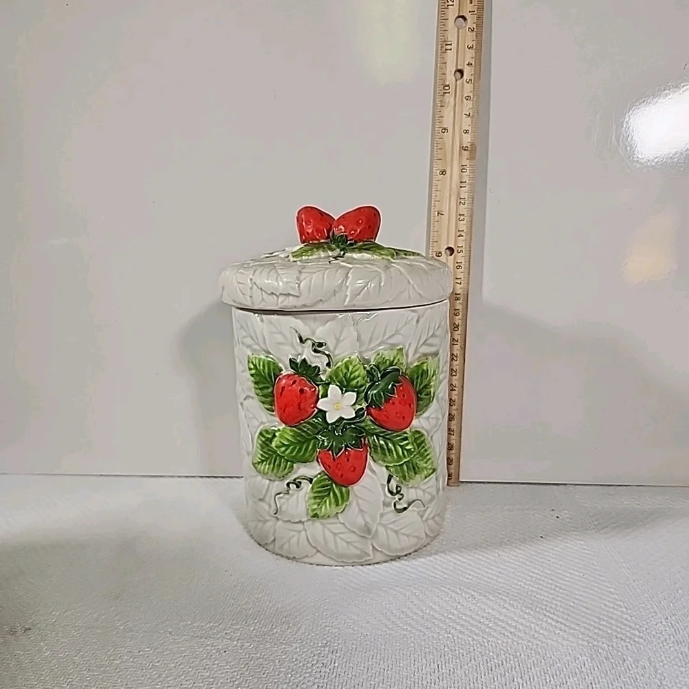 Strawberry Ceramic Canister Set - Picture 14 of 16